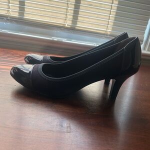 Lifestride Navy Women's Heels